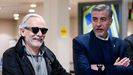 Jess Martnez y Martn Pelez, en el aeropuerto de Asturias