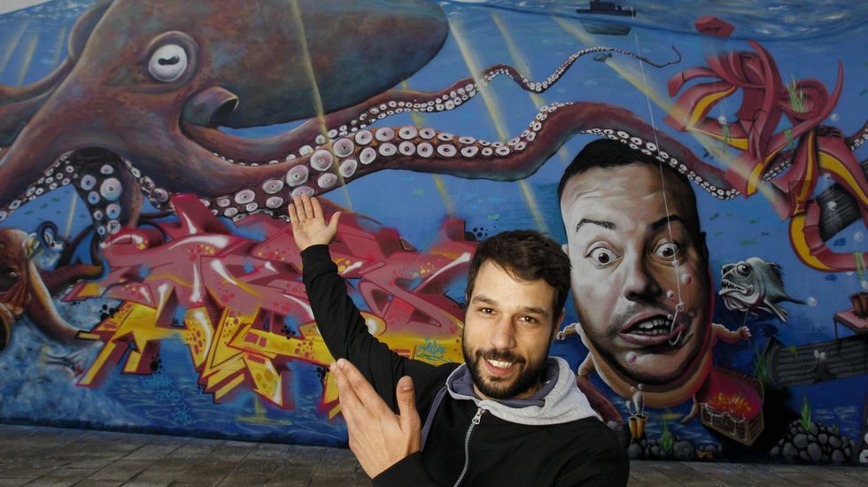 �La culebra salt� medio metro fuera del agua para pillar un lagarto grande�