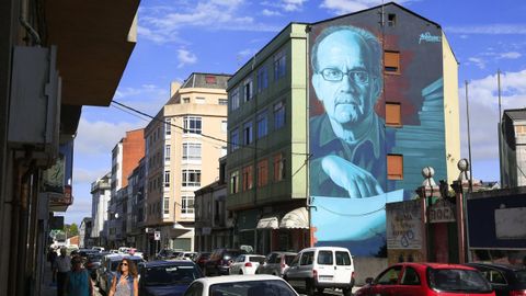 Mural deseado por Van Kraft, con Agustn Fernndez Paz como protagonista, e instalado en Vilalba, na avenida da Terra Ch