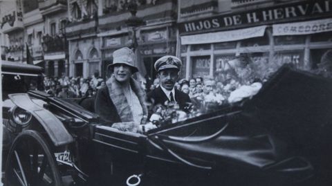 El rey Alfonxo XIII y la reina Victoria Eugenia estuvieron en Pontevedra en 1927