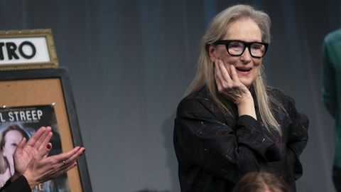 La actriz estadounidense Meryl Streep durante un encuentro con estudiantes de la Escuela Superior de Arte Dramtico del Principado,