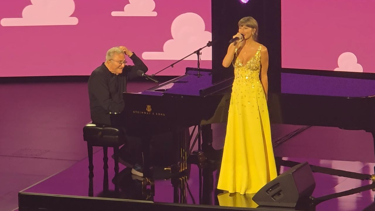Taylor Swift interpreta &laquo;I Knew It, I Knew You&raquo; y &laquo;You've Got a Friend in Me&raquo; en la presentaci&oacute;n de &laquo;Toy Story 5&raquo;.Nick Reiner, ante el juez en California el pasado mes de febrero