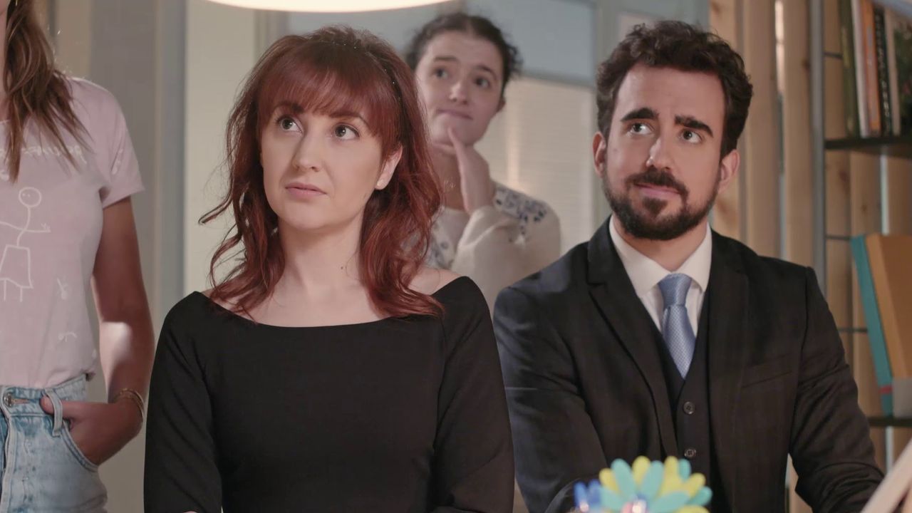 Kitesurf en A Illa.Mar�a Roja, con Miguel Canalejo nunha secuencia de  M�todo Criminal 