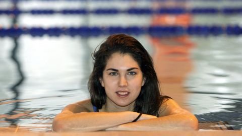Patricia García ganó los 50 mariposa para el Natación Ferrol