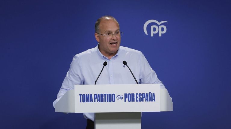 <span lang="gl">Cavando as fosas polo Tellado</span>