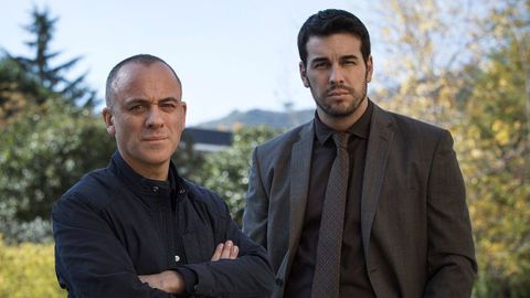 Javier Gutirrez y Mario Casas, antagonistas en la pelcula Hogar, que estren Netflix en el confinamiento y lleg al nmero 1 en Espaa