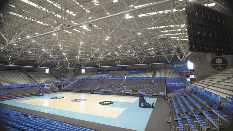 El nuevo videomarcador del Pazo Universitario de Lugo mostrará en alta calidad repeticiones, gráficos, publicidad, estadísticas y retransmisiones en directo