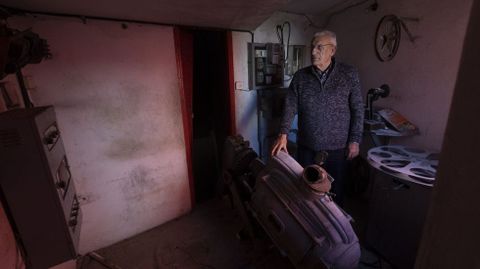 Vicente Carril, no antigo Rialto, vella máquina de soños.