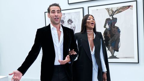 Jon Kortajarena y Naomi Campbell en la fiesta de inauguracin de la exposicin dedicada a Steven Meisel en A Corua