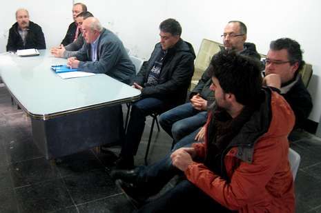 El comit� de empresa se neg� a negociar por la tarde.