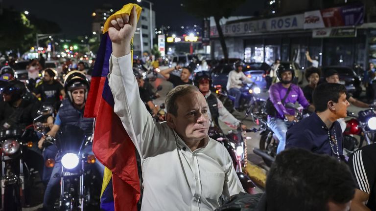 La Fiscalía venezolana impone «detención domiciliaria» al opositor Juan Pablo Guanipa horas después de su excarcelación