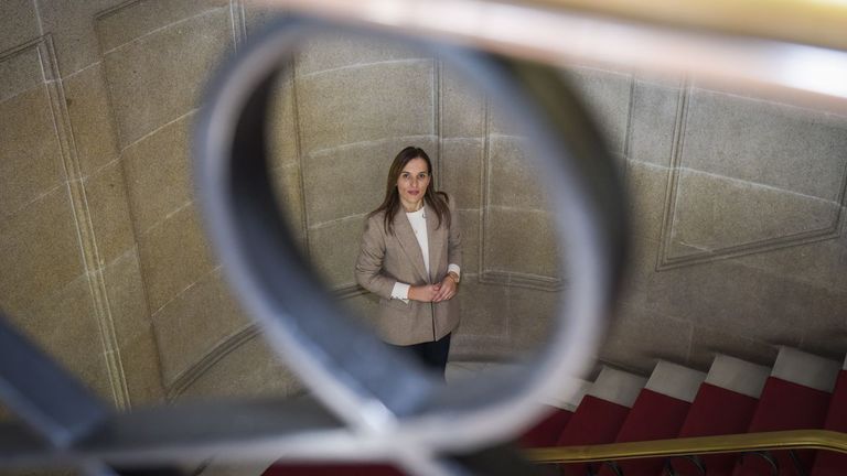 «No nos consta que ninguna mujer haya estado en peligro por fallos de pulseras»