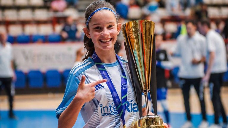 Valeria Eijo, a capitá laranxa doutra xeración marabillosa no fútbol sala galego