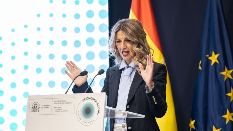 Yolanda Díaz sigue sin desvelar si repetirá de candidata y dice que hablar de personas es un error