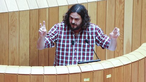 Antón Sánchez, de En Marea, en el Parlamento