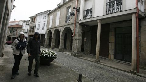 Chantada es la única localidad de una amplia zona del interior de Galicia en la que se pueden ver esos soportales de piedra