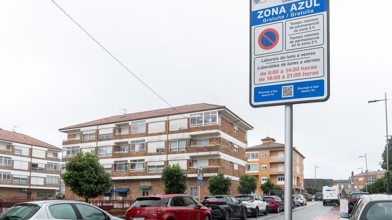 Cambios en la zona azul de Tui: el tiempo de aparcamiento se controlará con cámaras
