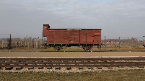 Vagn utilizado para transportar judos al campo de Auschwitz durante el Holocausto, en una imagen tomada hace unos das
