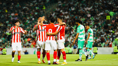 Celebraci�n del Sporting ante Santos