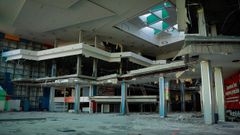 Las ruinas del gran centro comercial Dolce Vita