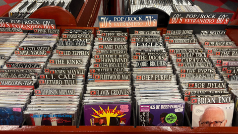 Nueva tienda de La Bomba Rcord en Gijn