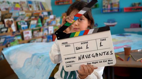 En la película participan 53 escolares que colaboran con la biblioteca Carlos Labraña