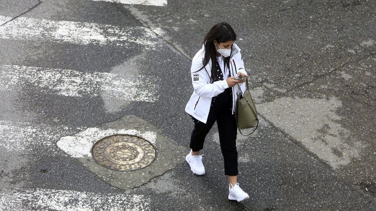 Facua denuncia mal funcionamiento en el teléfono del Sergas 