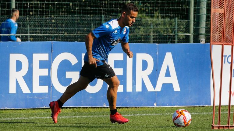 Juan Carlos Menudo., en un entrenamiento del Dépor