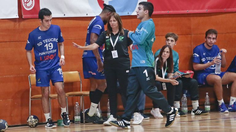 Irene Vilaboa deja el banquillo del Teucro tras cinco años al frente
