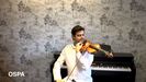 La melod�a del encierro a cargo de un violinista de la OSPA