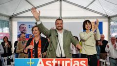 Adrián Barbón, Diana Morant y Mariví Monteserín en un acto de campaña en Avilés