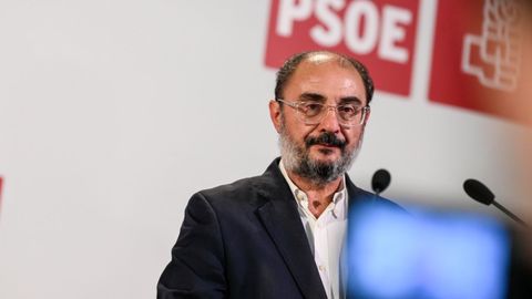 El presidente de Aragón, Javier Lambán, tras conocer los resultados, que le apartarán de la presidencia autonómica.