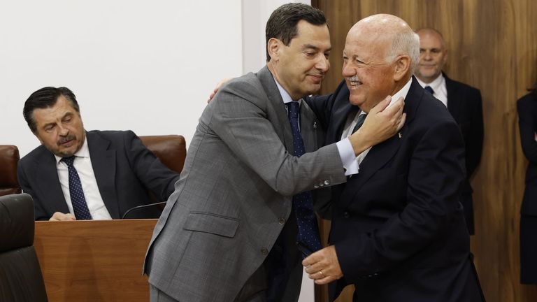 El PP se hace con el control total de la Mesa del Parlamento andaluz sin negociar con Vox