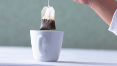 La sustancia com�nmente conocida como te�na no es otra cosa que la cafe�na.