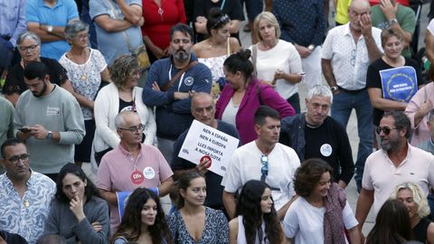 Concentración de apoyo a la flota ante el veto a 87 zonas de pesca de fondo EN RIBEIRA
