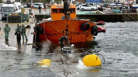 Ra y puerto de Aldn. Fue escenario de la reflotacin, que se prolong tres das. No poda romperse el casco para que los 153 fardos se desparramasen.