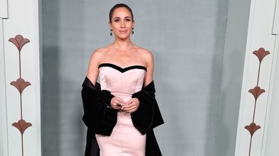 Meghan Markle cega nunha gala benéfica en Los Ángeles