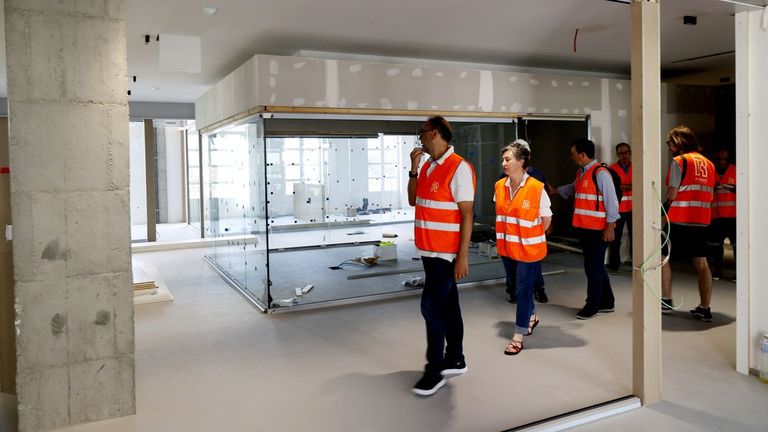 Visita a las obras de reforma de la primera planta del Concello de Pontevedra
