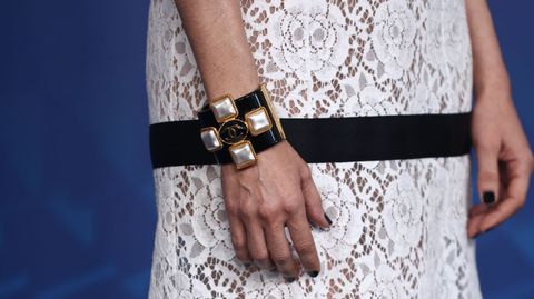 Detalles de la ropa de la actriz Nerea Barros