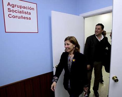 Las primarias del PSOE sern claves para el futuro de Besteiro; en la foto, con Barcn. 