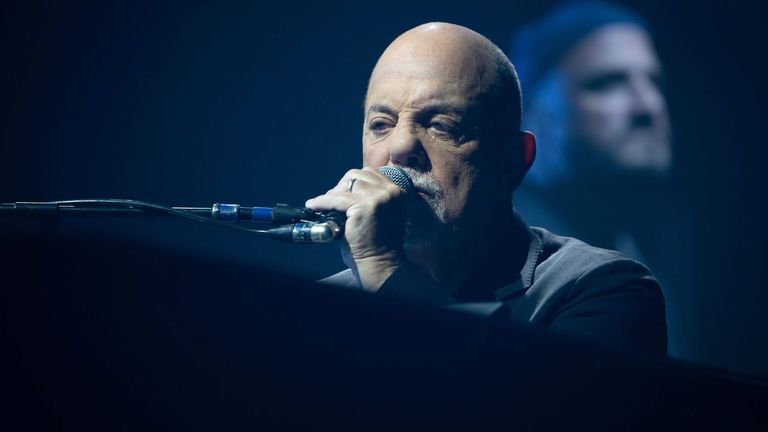 Billy Joel arremete contra la película sobre su vida