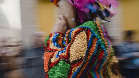 Domingo de entroido en Viana do Bolo.Jornada grande para folións y boteiros.