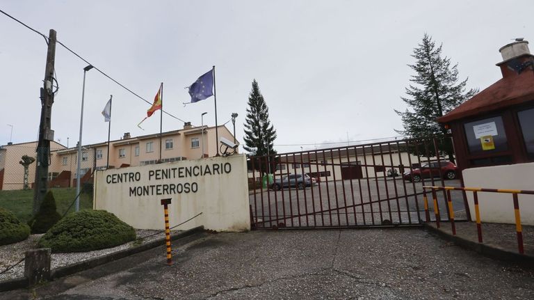 La cárcel de Monterroso, al límite: la llegada de 16 presos en primer grado hace que se superen los 450 internos