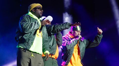 The Black Eyed Peas, en plena actuacin de la noche del sbado en el festival O Son do Camio