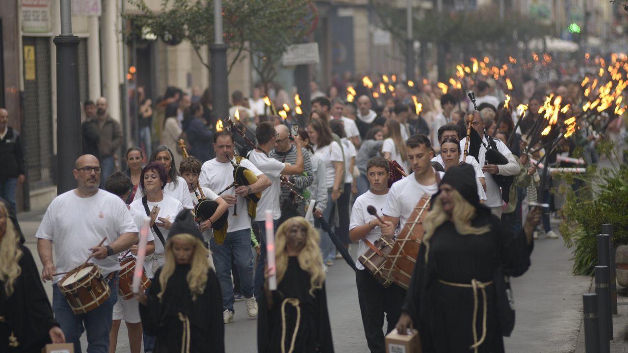 Participantes en la Noite Meiga celebrada en Sarria en el 2025
