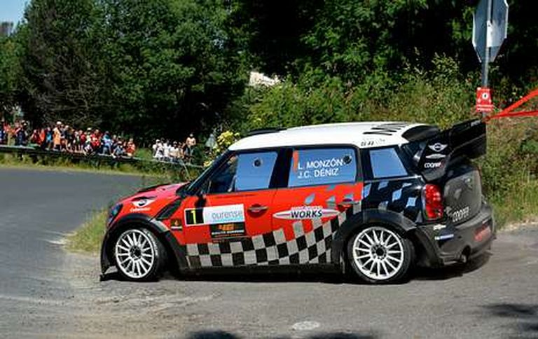 Monzón dictó su ley a los mandos del ágil Mini John Cooper mundialista.