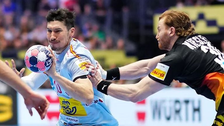 Los Hispanos caen ante Alemania, pero avanzan a la Main Round del Europeo de balonmano (34-32)