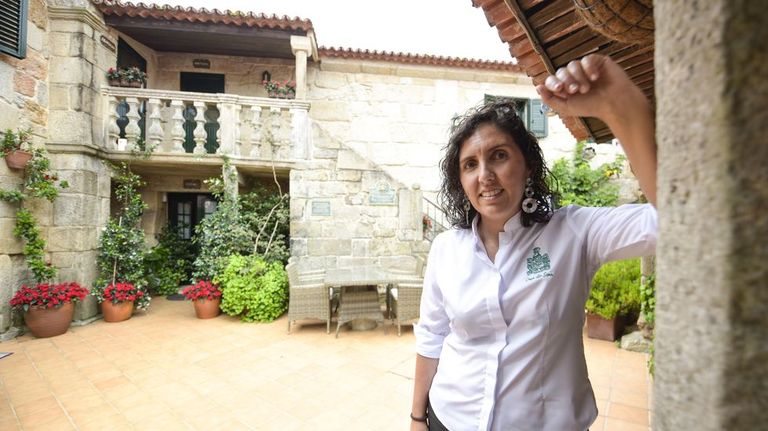 La Casa do Sear, en Sanxenxo, un alojamiento moderno en una casa de más de cuatro siglos