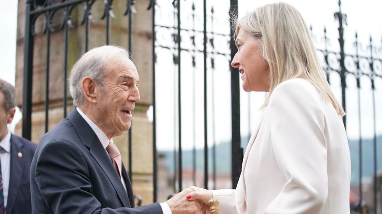 Muere Carlos Garaikoetxea, el primer lendakari de la época moderna