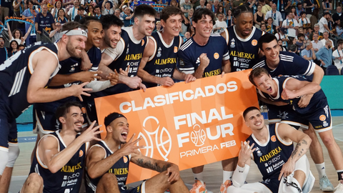 El Alimerka OCB se clasifica�para�la Final Four por el ascenso a ACB